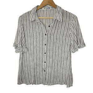 JOLT Ruffle Trimmed Short-Sleeve Lightweight Button Down, Large